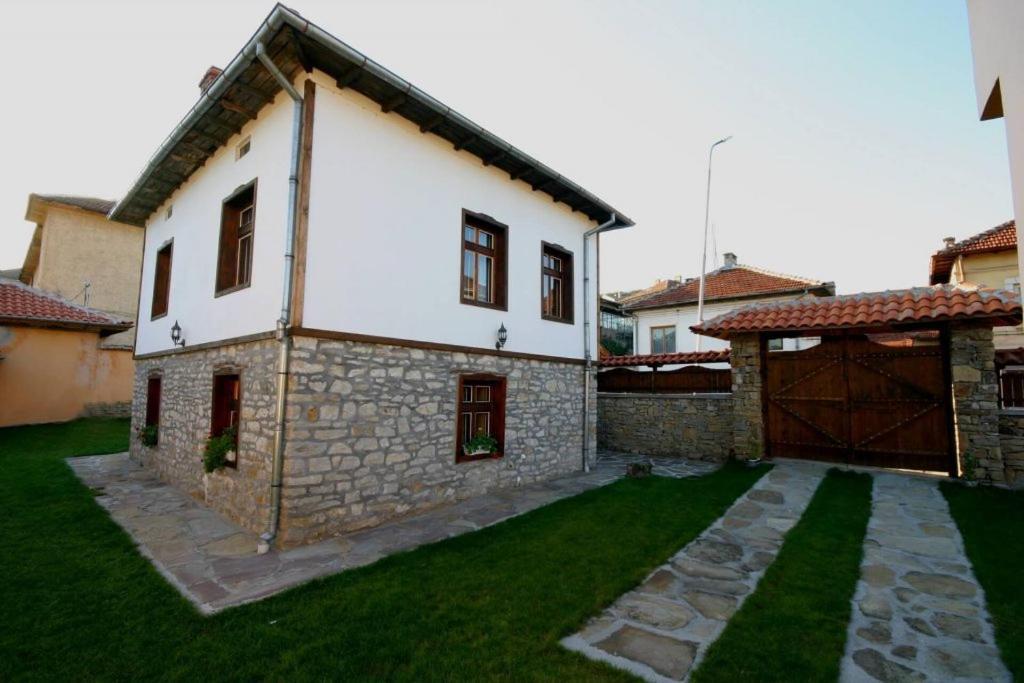 Private 4Br-2Ba Guest House Dryanovo With Pool And Free Parking Exteriér fotografie