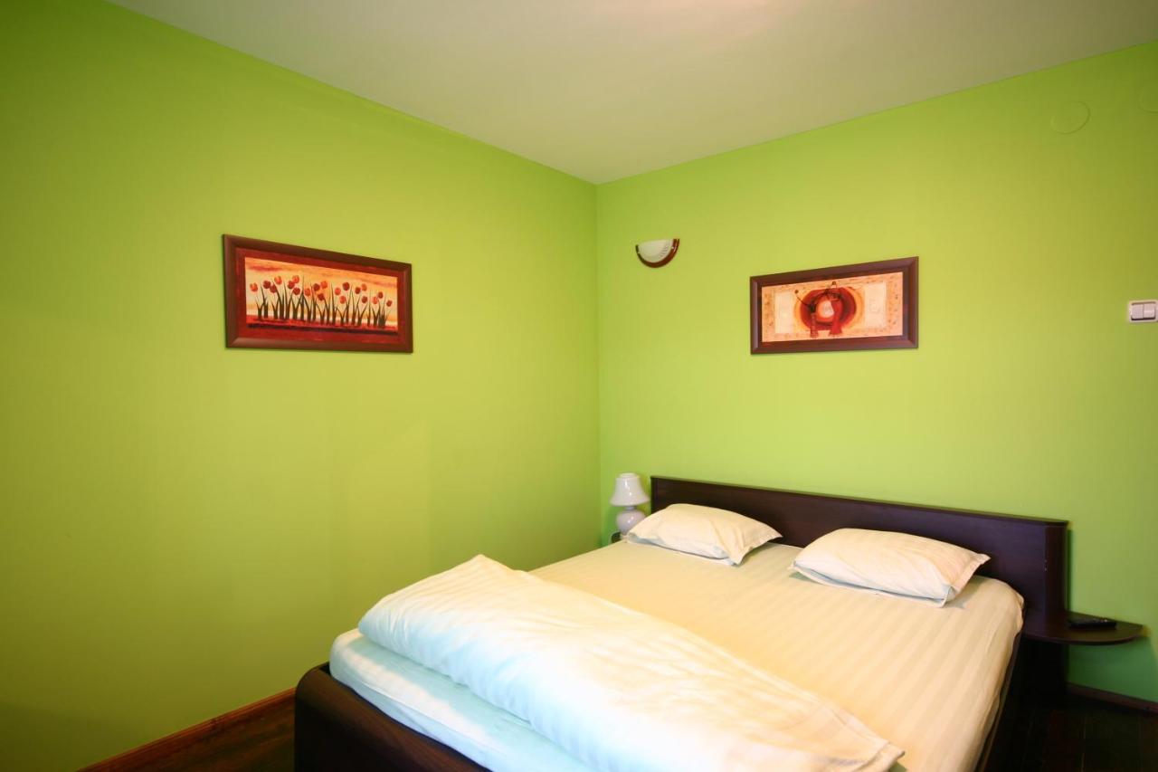 Private 4Br-2Ba Guest House Dryanovo With Pool And Free Parking Exteriér fotografie