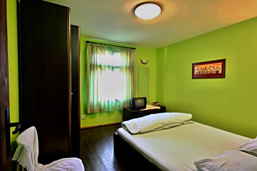Private 4Br-2Ba Guest House Dryanovo With Pool And Free Parking Exteriér fotografie