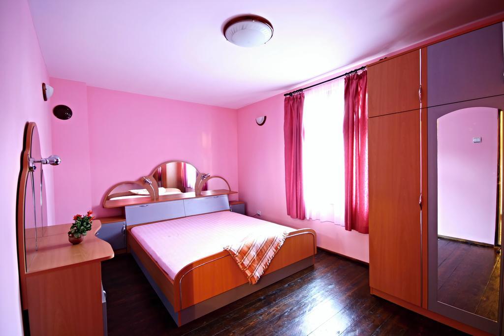 Private 4Br-2Ba Guest House Dryanovo With Pool And Free Parking Exteriér fotografie